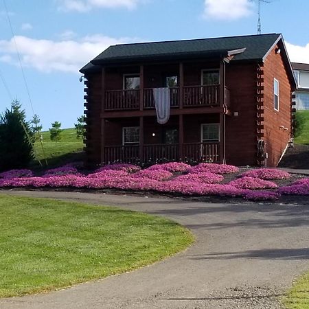 Amish Blessings Cabins มิลเลอร์สเบิร์ก ภายนอก รูปภาพ