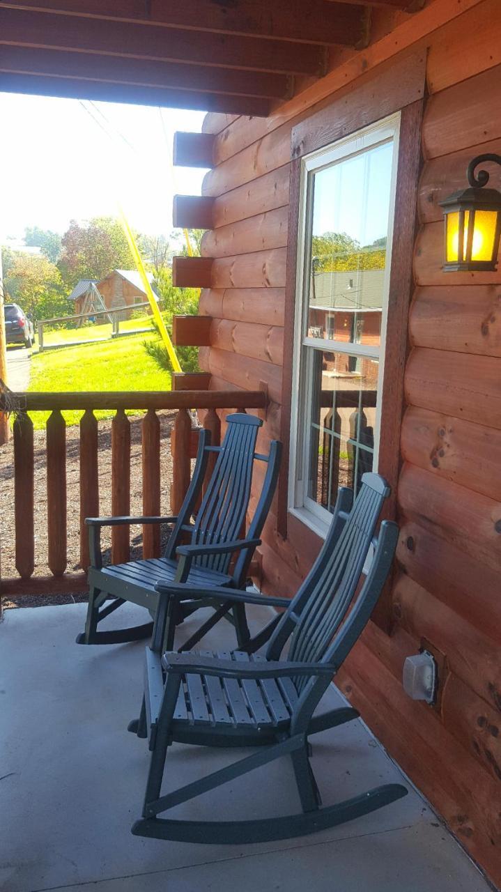 Amish Blessings Cabins มิลเลอร์สเบิร์ก ภายนอก รูปภาพ