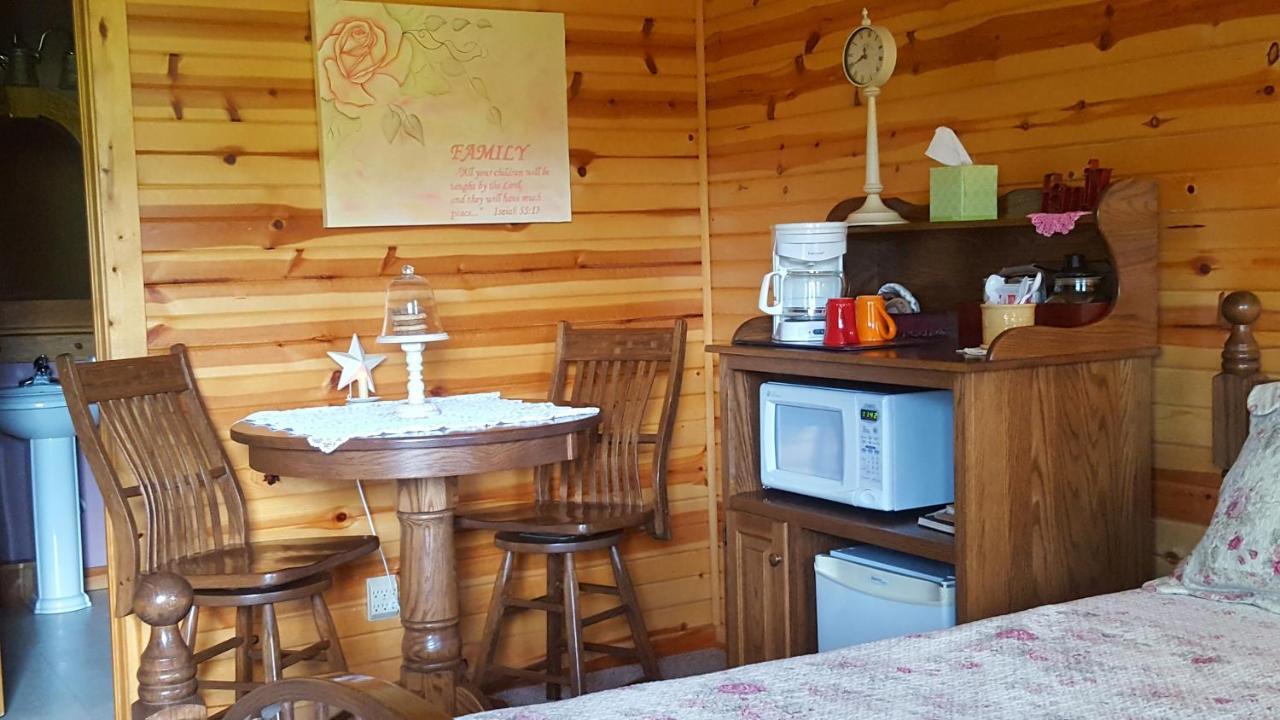 Amish Blessings Cabins มิลเลอร์สเบิร์ก ภายนอก รูปภาพ